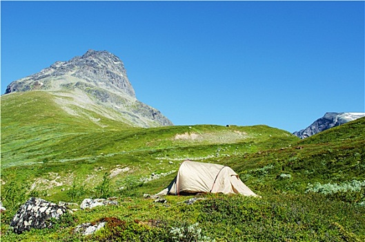 帐蓬,尤通黑门山