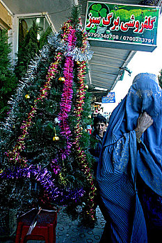 圣诞树,圣诞老人,配饰,商店,喀布尔,阿富汗,十二月,2007年