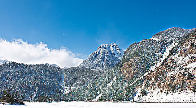 西昌螺髻山