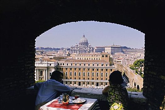 游客,餐桌,看,大教堂,圣彼得大教堂,罗马,意大利