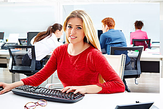 金发,职业女性,办公室,电脑,书桌