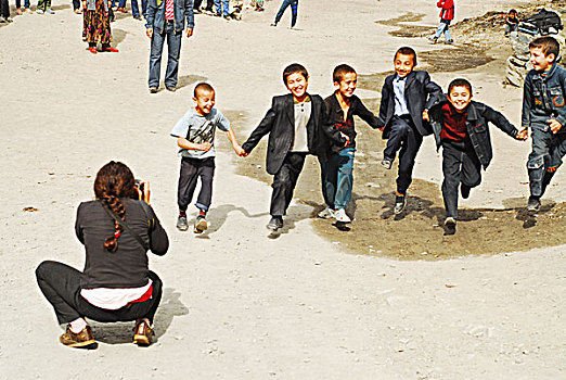 tajikistan,penjakent,children,during,art,in,all,of,us,activities