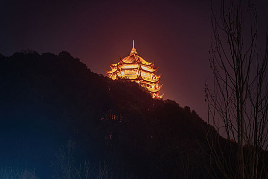 四川德阳旌阳区钟鼓楼广场德阳钟鼓楼夜景