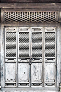 中国山西省晋城市郭峪古城民居中式实木门窗