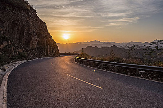 山区公路