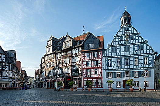 半木结构房屋,旅店,老市政厅,市场,黑森州,德国,欧洲