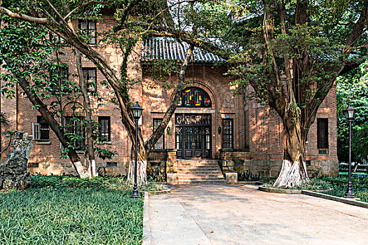 中山大学