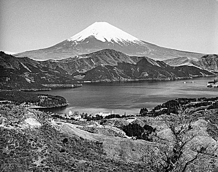 湖,正面,山峦,富士山,日本