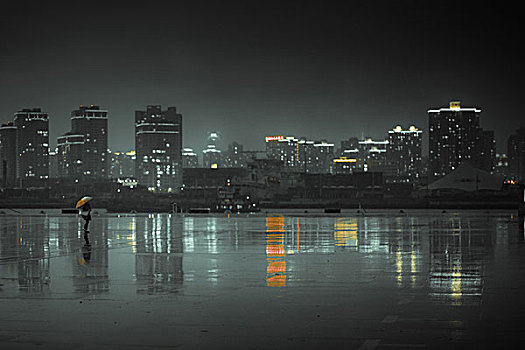 上海雨夜