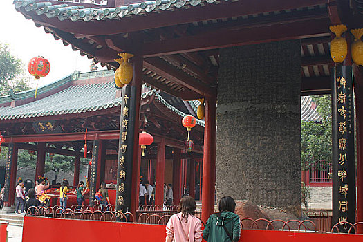 广州黄埔菠萝涎庙会--唐韩愈碑