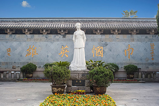 绍兴,秋瑾,纪念碑,塑像