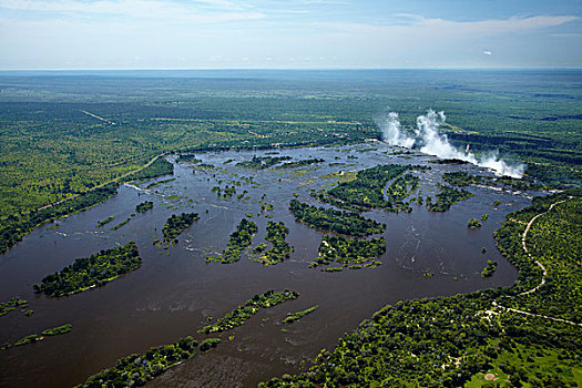 赞比西河,飞溅,维多利亚瀑布,莫西奥图尼亚,烟,津巴布韦,赞比亚,边界,非洲