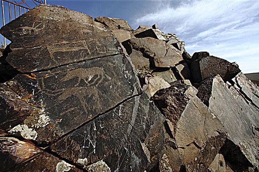 巴尔达库尔岩画,新疆塔城裕民