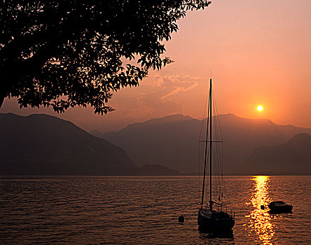 游艇,日落,马焦雷湖,意大利