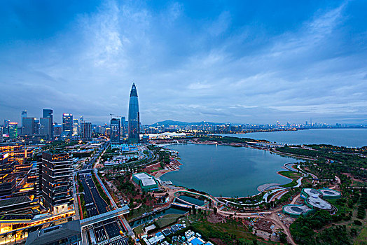 中国广东深圳南山后海中心区夜景