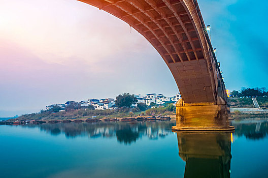 中国广西柳州市鹿寨县的桥