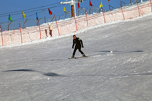 新疆巴里坤,激情滑雪迎元旦