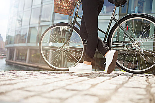 女人,推,自行车,运河