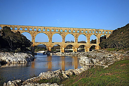 法国,法国南部,加尔桥,罗马,世纪,河,全视图,岩石,堤岸,旅游,蓝天