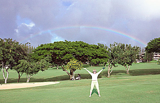 女人,打高尔夫,湾,伸展,彩虹,高尔夫,场地,卡帕鲁亚湾,毛伊岛,夏威夷