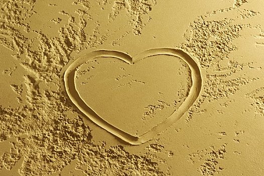 爱心,沙子