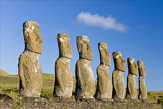 智利,拉帕努伊,复活节岛,阿基维祭坛,排,独块巨石,石头,摩埃石像