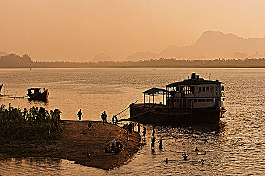缅甸,缅甸人,放松,游泳,河,结束,白天