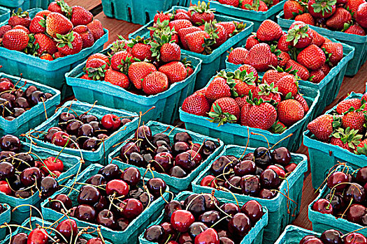 樱桃,草莓,农贸市场