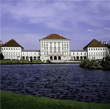 宁芬堡,宫殿