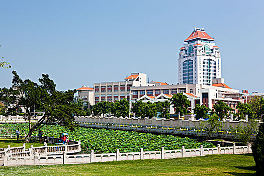 福建厦门大学钟鼓楼