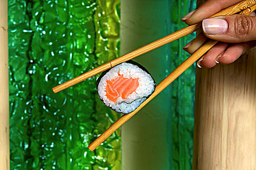握着,寿司卷,筷子