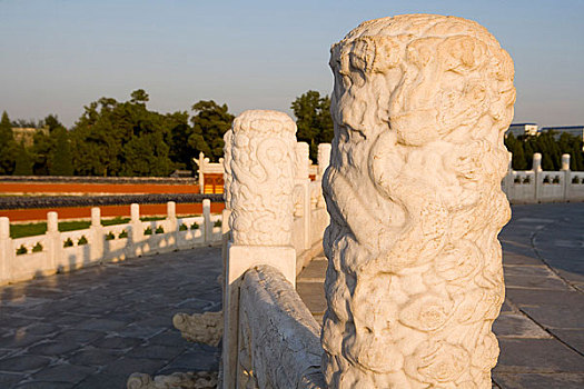 北京天坛公园内的石刻
