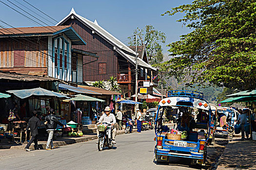 街道,琅勃拉邦,老挝,印度支那,亚洲