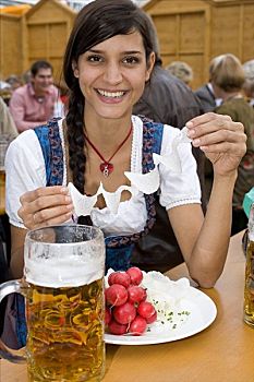女人,萝卜,一升啤酒,慕尼黑