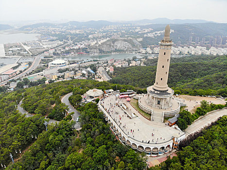 航拍辽宁大连旅顺口区白玉山景区白玉山塔