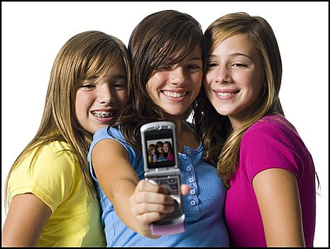 三个女孩,拍照手机