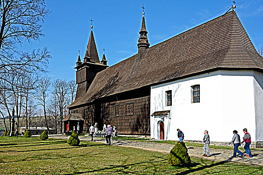 波兰,教区教堂