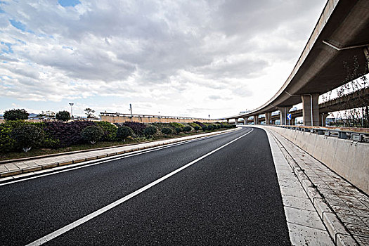 机场高速路