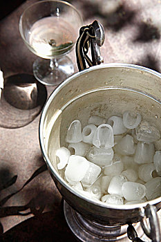 冰块,冰桶,葡萄酒杯