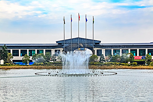江苏省南京市银杏湖公园喷泉湿地自然景观