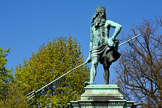 雕塑,海王星喷泉,纽伦堡,城市公园,中间,弗兰克尼亚,巴伐利亚,德国,欧洲