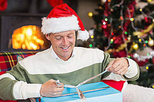 微笑,男人,圣诞帽,打开,礼物