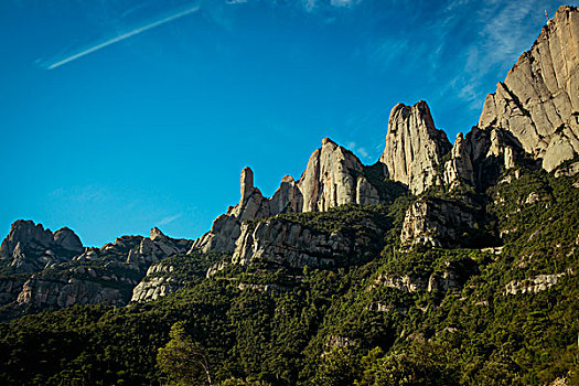 崎岖,悬崖,蓝天,蒙特塞拉特,加泰罗尼亚,西班牙