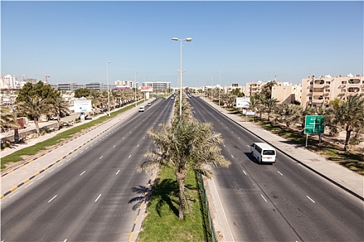 公路,巴林