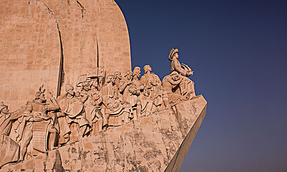 侧面视角,发现者纪念碑,里斯本,葡萄牙
