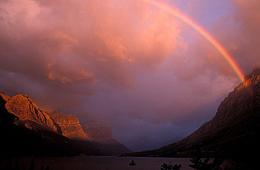 彩虹,风暴,日出,上方,冰川国家公园,蒙大拿