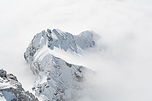 雪山