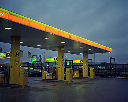黄色,光亮,汽油,车站,黃昏,芬兰