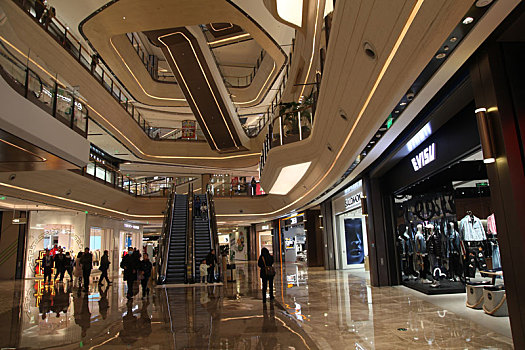 重庆光环购物,纵跨7层的惊艳室内,垂直森林,沐光森林,成为城市新地标