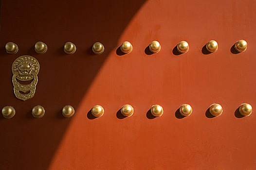 天坛公园内铜饰大红门